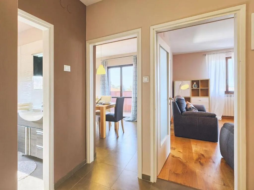 Holiday Apartment Dea Vista Pula Croatia