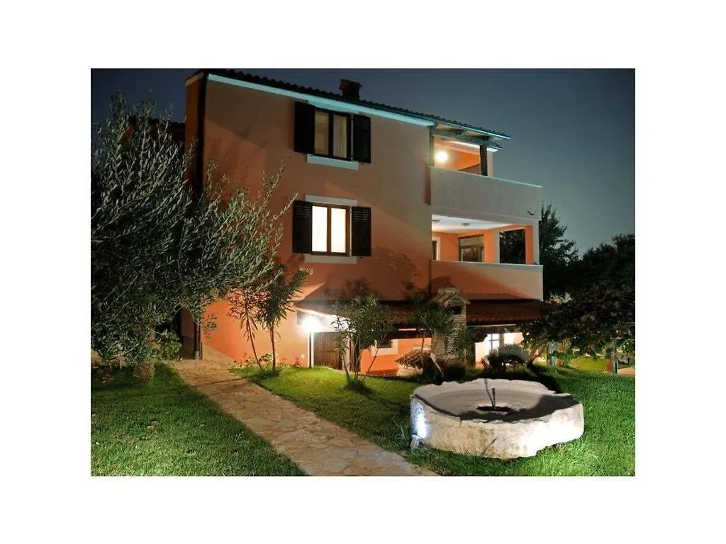 Holiday Apartment Dea Vista Pula Croatia